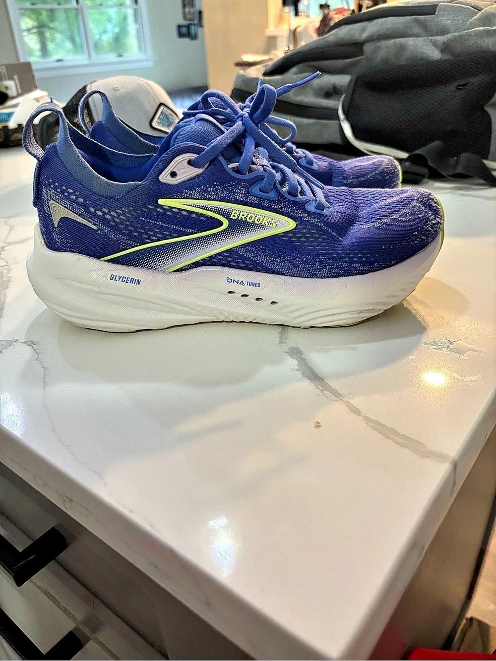 Brooks Glycerin 22 Athletic Shoes Blue & Green US 6.5 B